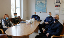 Komendant oraz starosta spotkali się z przedstawicielkami sołtysów ws. bezpieczeństwa mieszkańców