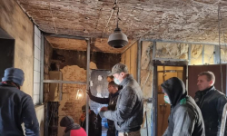 W Chwalimierzu wybuchł pożar. Na pomoc poszkodowanej rodzinie ruszyli mieszkańcy gminy