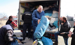 Partnerska gmina Saterland przekazała dary dla uchodźców, którzy przebywają w Środzie Śląskiej