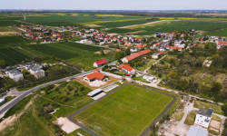 Nie ma chętnych firm, aby wywiercić studnię na boisku w Rakoszycach