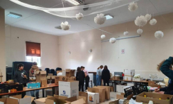 Młodzi wolontariusze z Miękini pomagają uchodźcom z Ukrainy