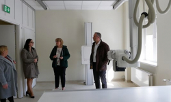 Kwietniowa sesja Rady Powiatu. Po sesji Radni wizytowali Średzkie Centrum Zdrowia SPZOZ