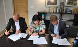 Malczyce: Podpisano umowy na zakup autobusów zeroemisyjnych i budowę instalacji fotwoltaicznej