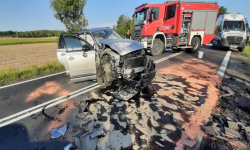 Komunikat policji ws. groźnego wypadku na DK94 w Wilczkowie. Policjanci apelują o ostrożność