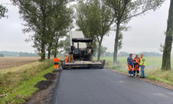 Kończy się remont drogi powiatowej w miejscowości Różana