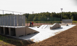 Skatepark w Mrozowie na ukończeniu