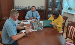 Umowa na przebudowę drogi Ujazd Górny-Pichorowice podpisana