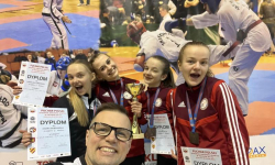 Zawodnicy sekcji taekwon-do w Pisarzowicach z medalami Pucharu Polski