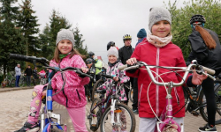 Blisko sto osób wzięło udział w niedzielnym powiatowym rajdzie rowerowym