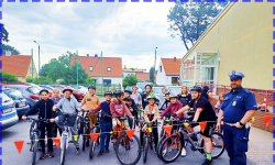 Policjanci ze średzkiej drogówki przeprowadzili egzamin na kartę rowerową