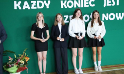 Zakończenie roku szkolnego w Szkole Podstawowej w Ujeździe Górnym [ZDJĘCIA]