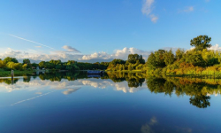 Średzcy policjanci przypomnają o zasadach bezpieczeństwa nad wodą