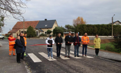 Otwarcie wyremontowanej drogi w Ujeździe Dolnym