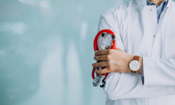 Gmina Kostomłoty: Podpisano umowę na realizację programu polityki zdrowotnej 