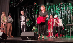 „Kto się boi Pan eŚ?” na scenie Powiatowego Centrum Kultury Alternatywnej [ZDJĘCIA]