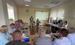 Czerwcowa sesja Rady Gminy Kostomłoty. Udzielono absolutorium wójtowi i przyjęto szereg uchwał