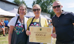 Wyłoniono mistrzów dania z miodem. W Lutyni odbył się Miodowy Piknik [Zdjęcia]