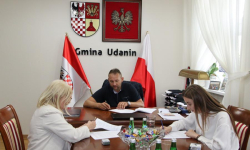 Gmina Udanin podpisała umowę na program profilaktyki nowotworów skóry na rok 2024