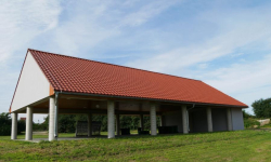 Budowa wiaty rekreacyjnej w Ciechowie z dofinansowaniem Stowarzyszenia Aglomeracja Wrocławska