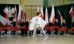 Święto Niepodległości w Szkole Podstawowej w Miękini