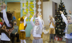Jasełka i Koncert Bożonarodzeniowy "Zaśpiewajmy kolędę Jezusowi" w Szkole Podstawowej w Kostomłotach