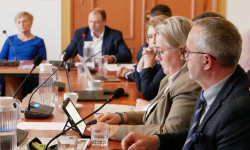Sesja Rady Powiatu. Podjęto sześć uchwał