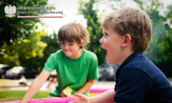 Prawie 404 tysiące złotych dla Gminy Środa Śląska na przebudowę placów zabaw 