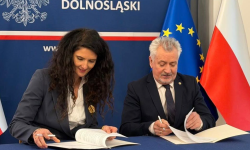 Edward Kulig, sfinalizował porozumienie dotyczące przebudowy drogi gminnej Jakubkowice – Czechy